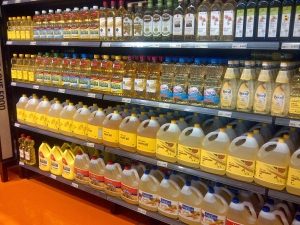 Vegetable Oils in grocery store