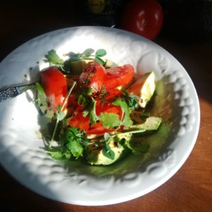 salad-tomato-avocado-whole-foods